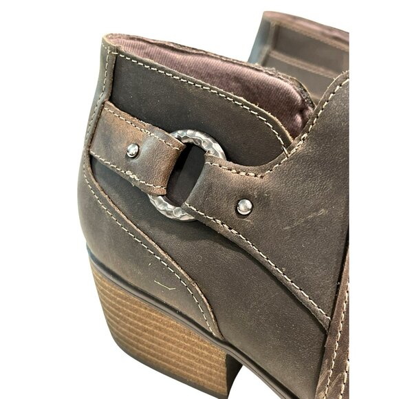 Clarks Oily Leather Brown Ankle Boot Size 9 M New in Box - Picture 2 of 8